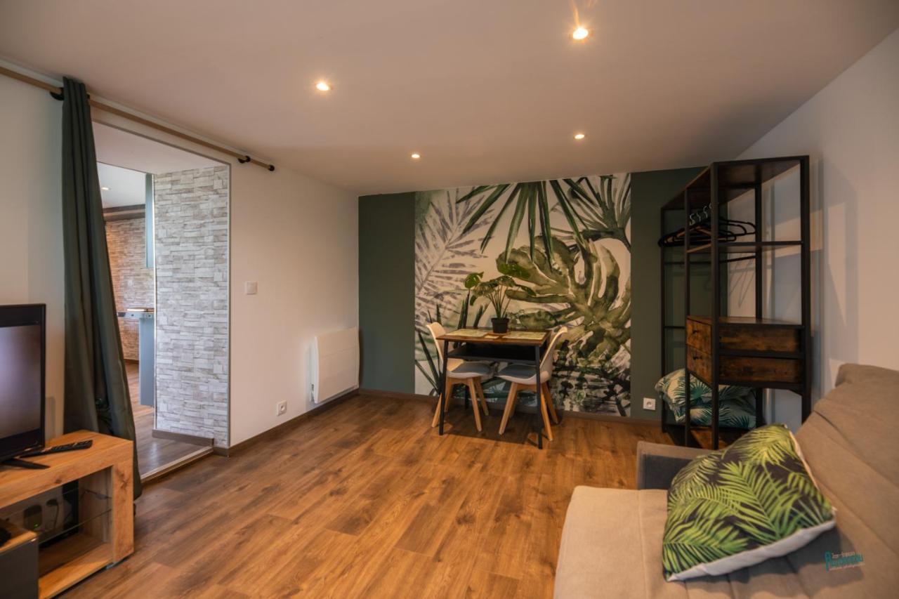 Naturel : Studio Calme Et Agreable Les Bordes Exterior foto