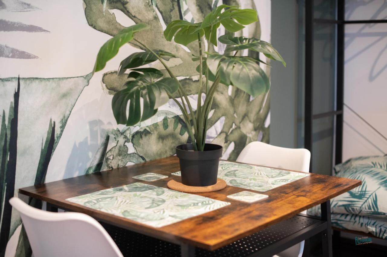 Naturel : Studio Calme Et Agreable Les Bordes Exterior foto